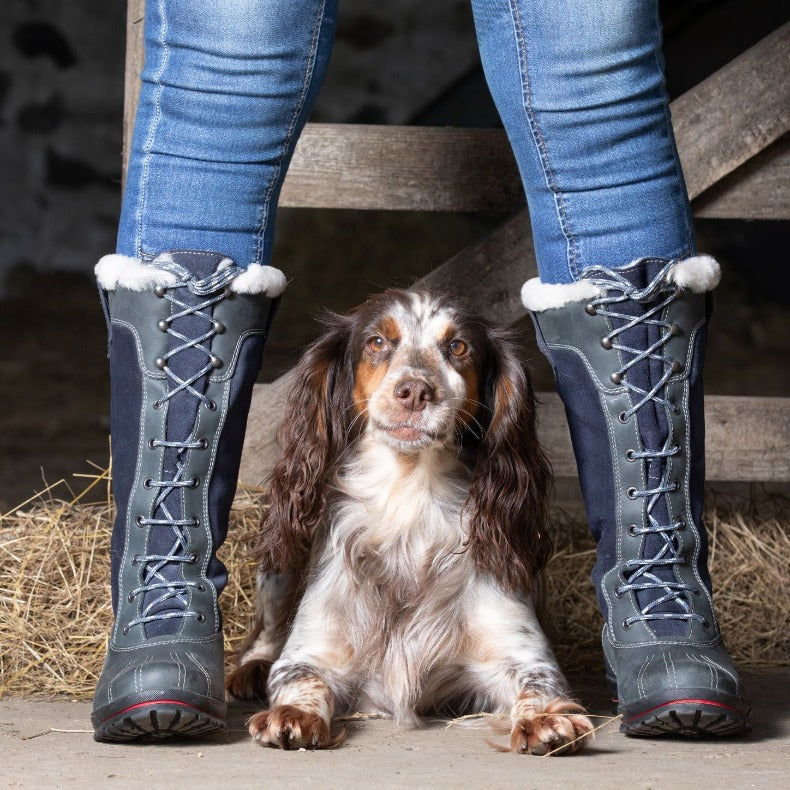 Small on sale snow boots